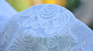 Άσπρο Jacquard ύφασμα γαμήλιων φορεμάτων υφάσματος ταπετσαριών, πλάτος 57»/58»